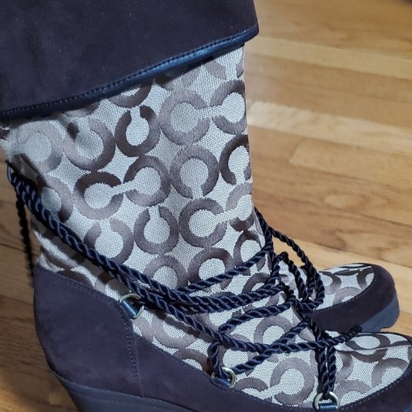 Like new Authentic Coach Boots - Maisy sizE 8.5 - Picture 3 of 9
